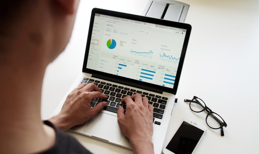 Why Reviewing Your Credit Card Statement Regularly is a Must